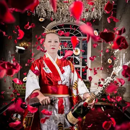 德尔欧罗帕加施泰因公寓式酒店 3*