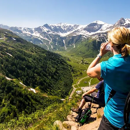 德尔欧罗帕加施泰因公寓式酒店 3* 巴德加斯坦