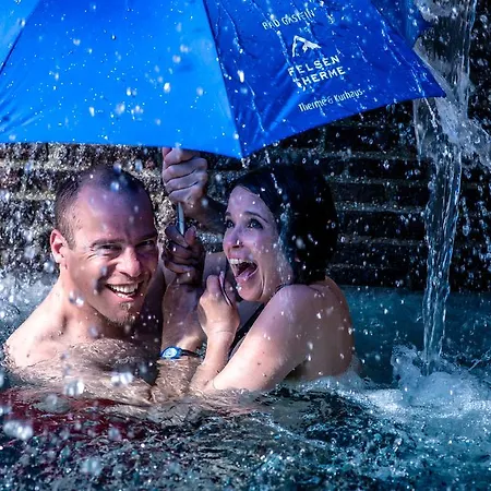 德尔欧罗帕加施泰因公寓式酒店