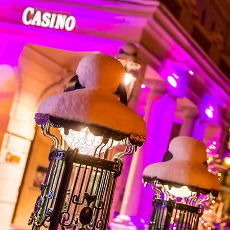 德尔欧罗帕加施泰因公寓式酒店 3*