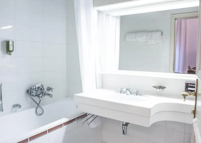 De L'europe Gastein Отель 3*